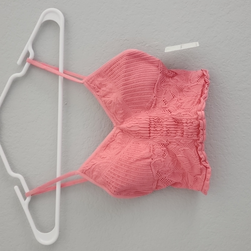 Nwt. Intimately free strawberry pink lace bralette
